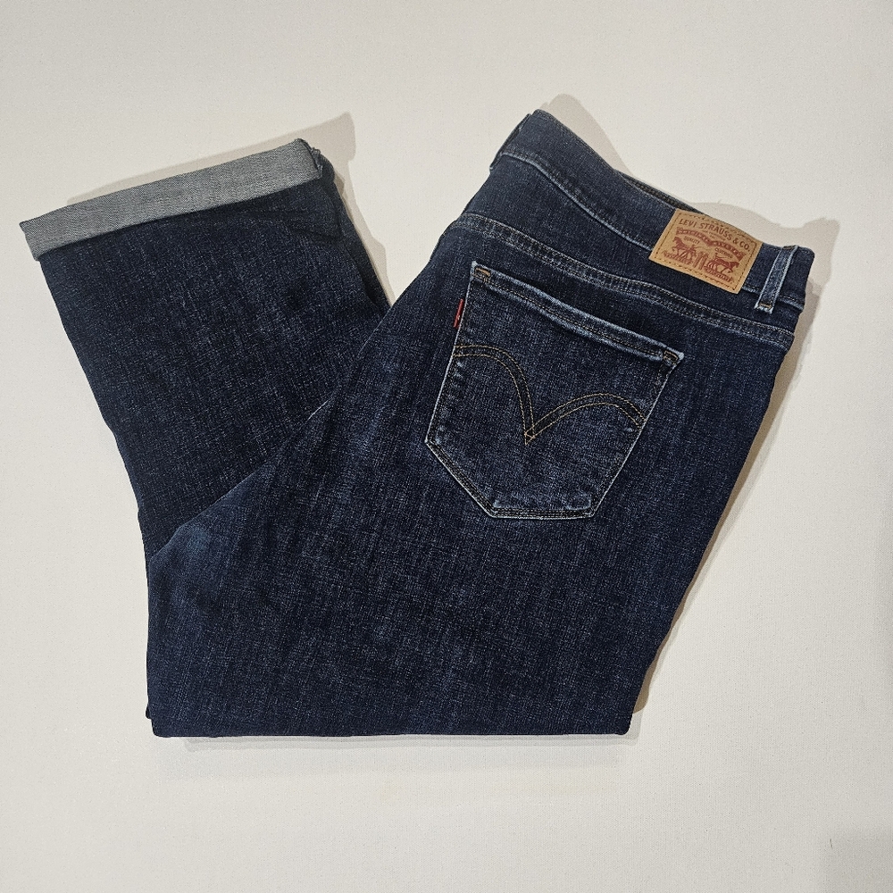 Levis‎ Women's Dark Denim Classic Capri Jeans Size 16 Classic Capri Jeans Womens - Picture 4 of 7